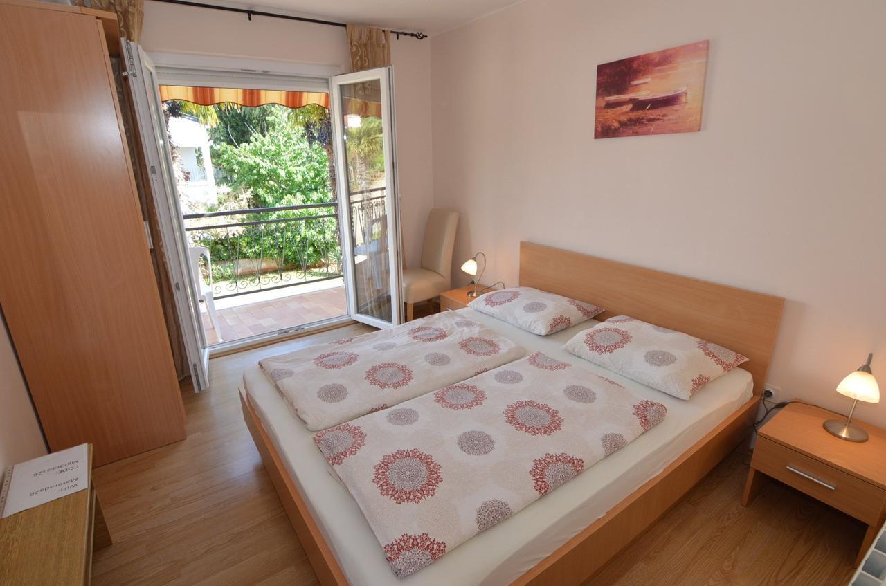 Apartmani Dekovic Materada Πόρετς Δωμάτιο φωτογραφία