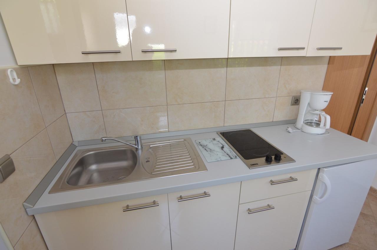 Apartmani Dekovic Materada Πόρετς Δωμάτιο φωτογραφία