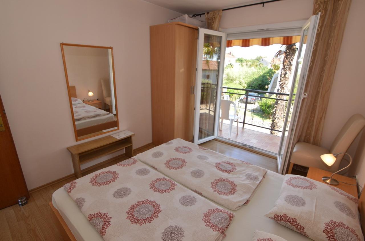 Apartmani Dekovic Materada Πόρετς Δωμάτιο φωτογραφία