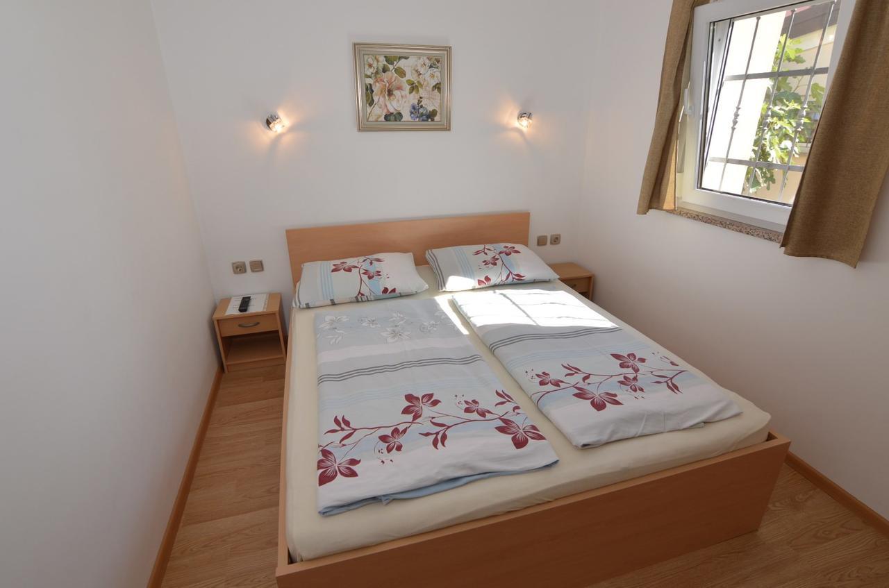 Apartmani Dekovic Materada Πόρετς Δωμάτιο φωτογραφία