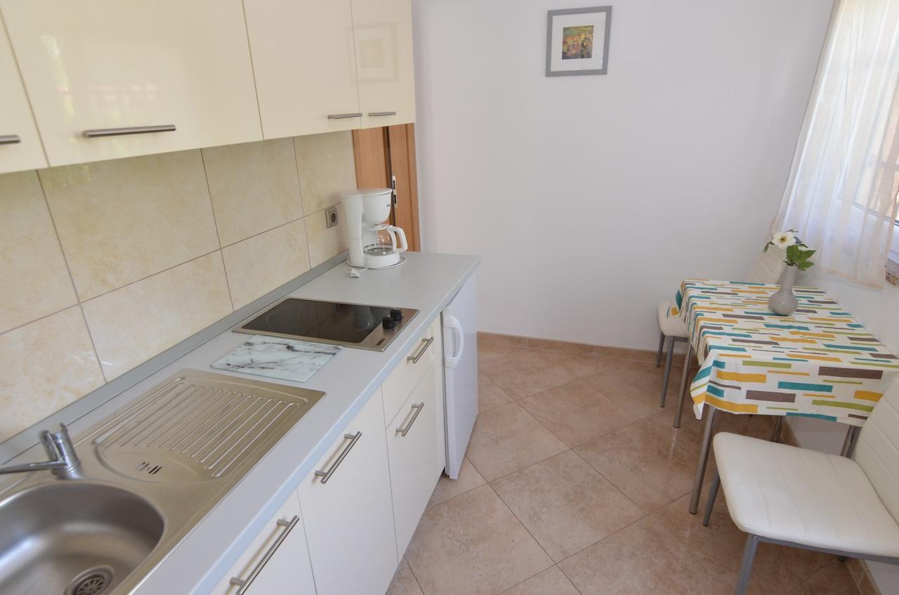 Apartmani Dekovic Materada Πόρετς Δωμάτιο φωτογραφία