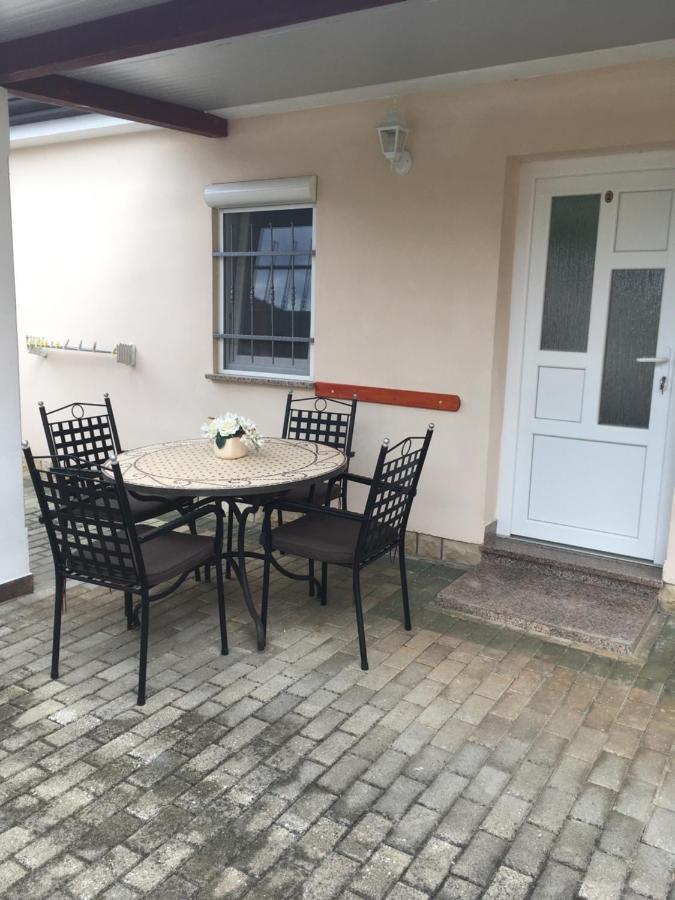 Apartmani Dekovic Materada Πόρετς Εξωτερικό φωτογραφία
